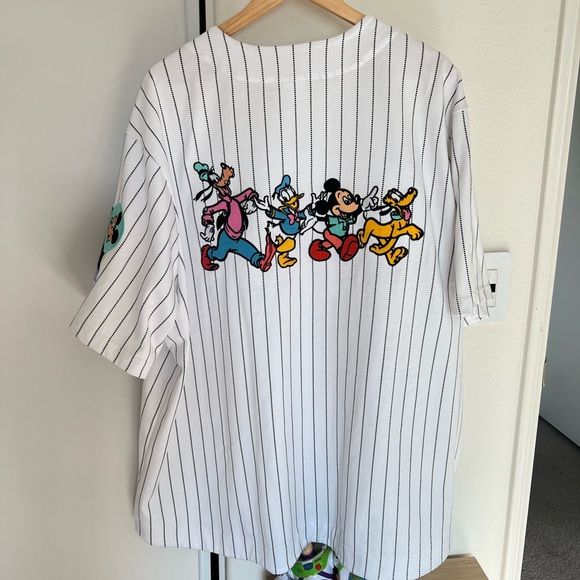 Disney Jersey XXL - Picture 1 of 5